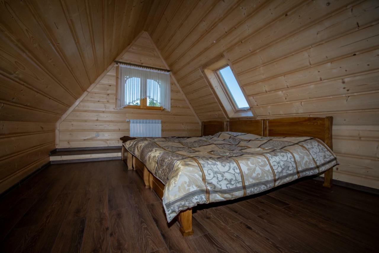 Podhalanski Dworek Z Jacuzzi Bed & Breakfast 3*